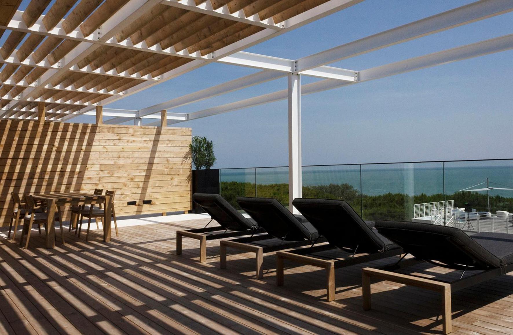 לידו די ג'סולו Hotel Mediterraneo Suite&Residence מראה חיצוני תמונה