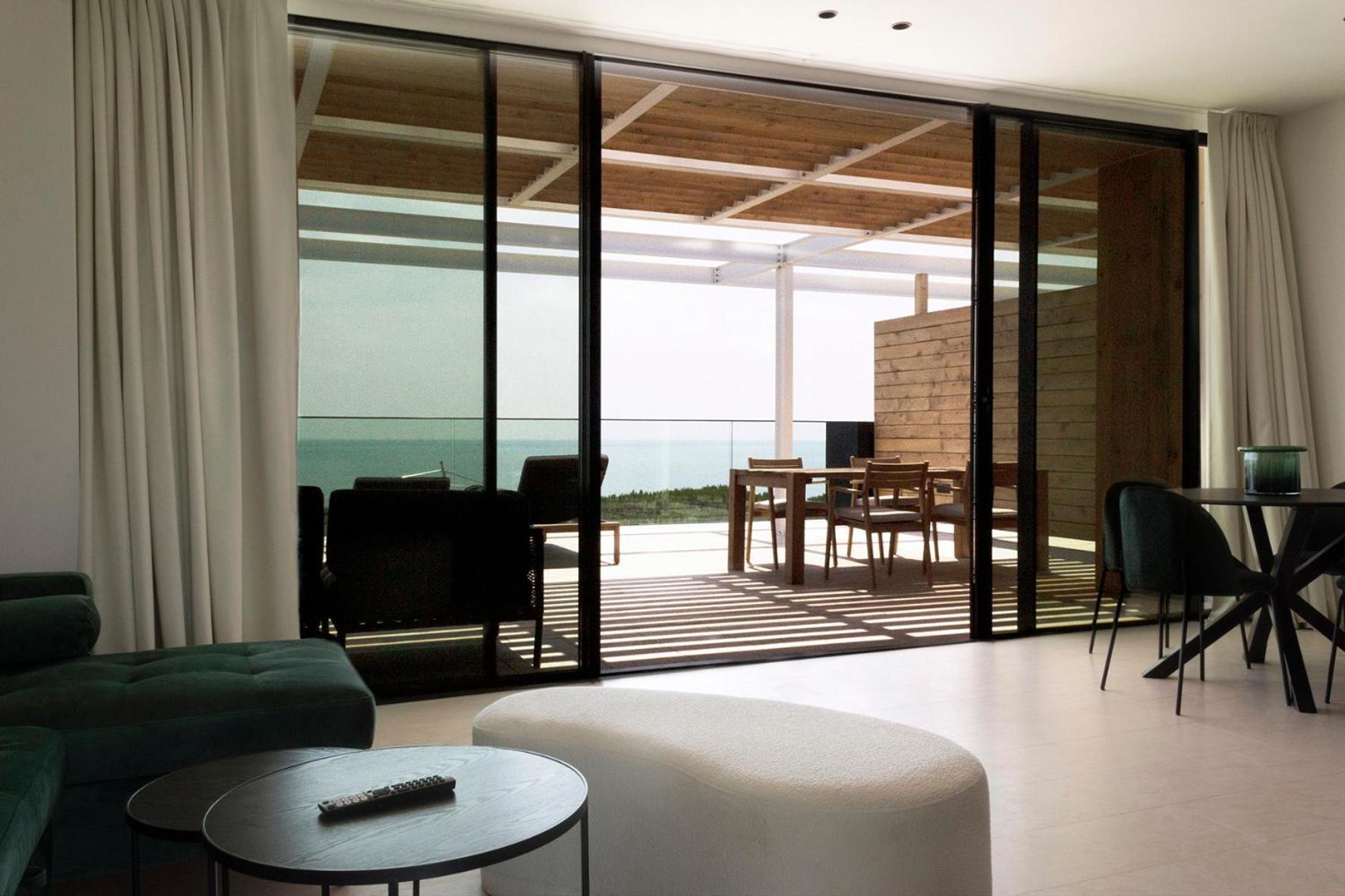 לידו די ג'סולו Hotel Mediterraneo Suite&Residence מראה חיצוני תמונה