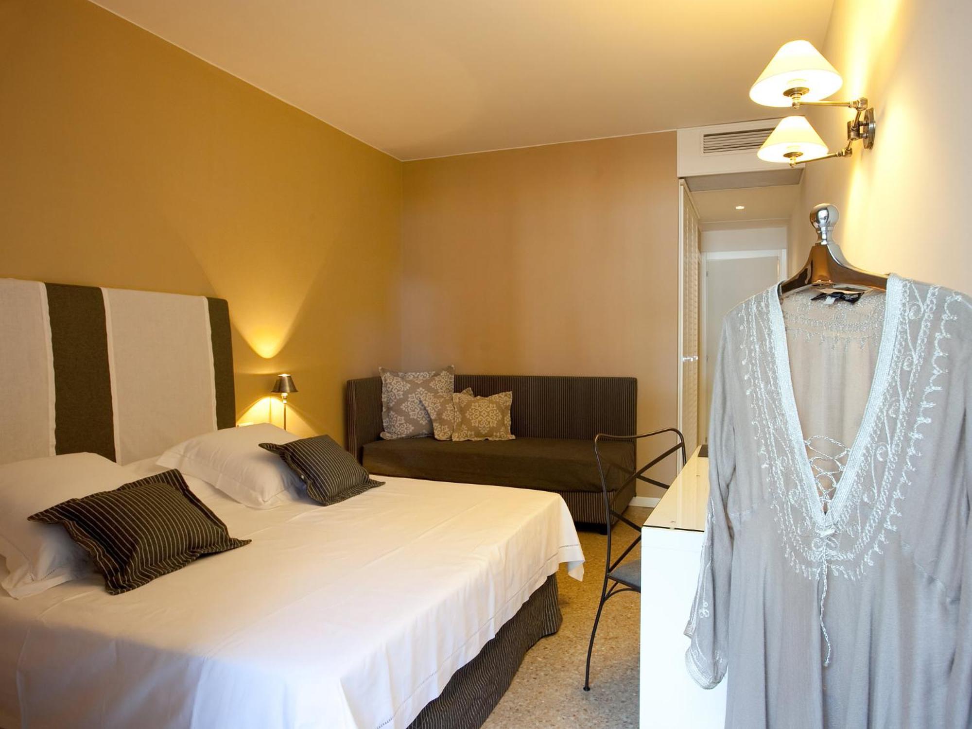 לידו די ג'סולו Hotel Mediterraneo Suite&Residence מראה חיצוני תמונה